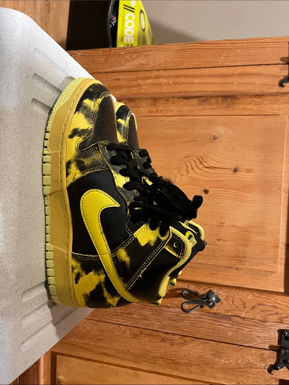Nike Kids High-Top Sneakers in Black and Yellow Tie-Dye